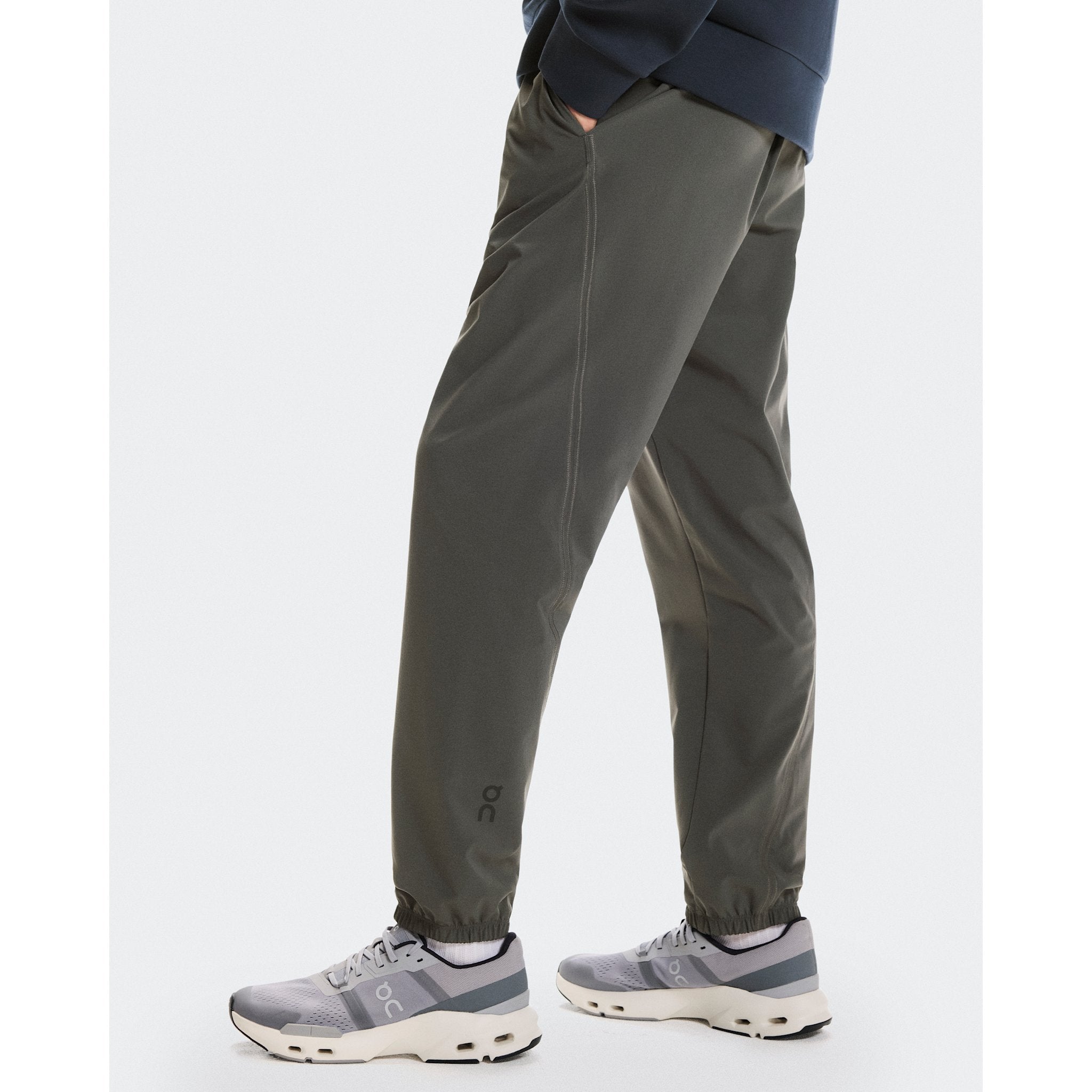 On Focus Pants Shadow