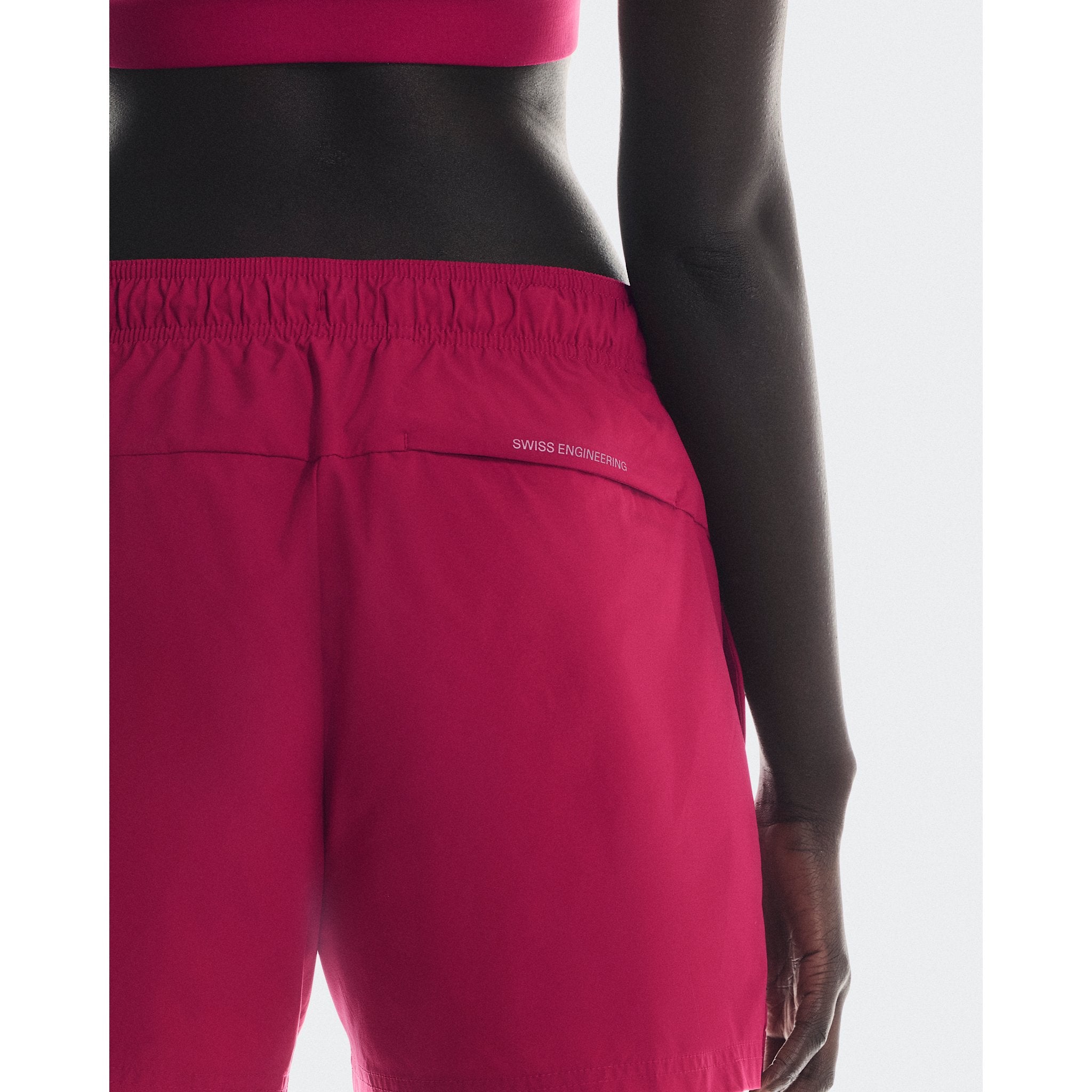 On 3" Core Shorts Grenadine