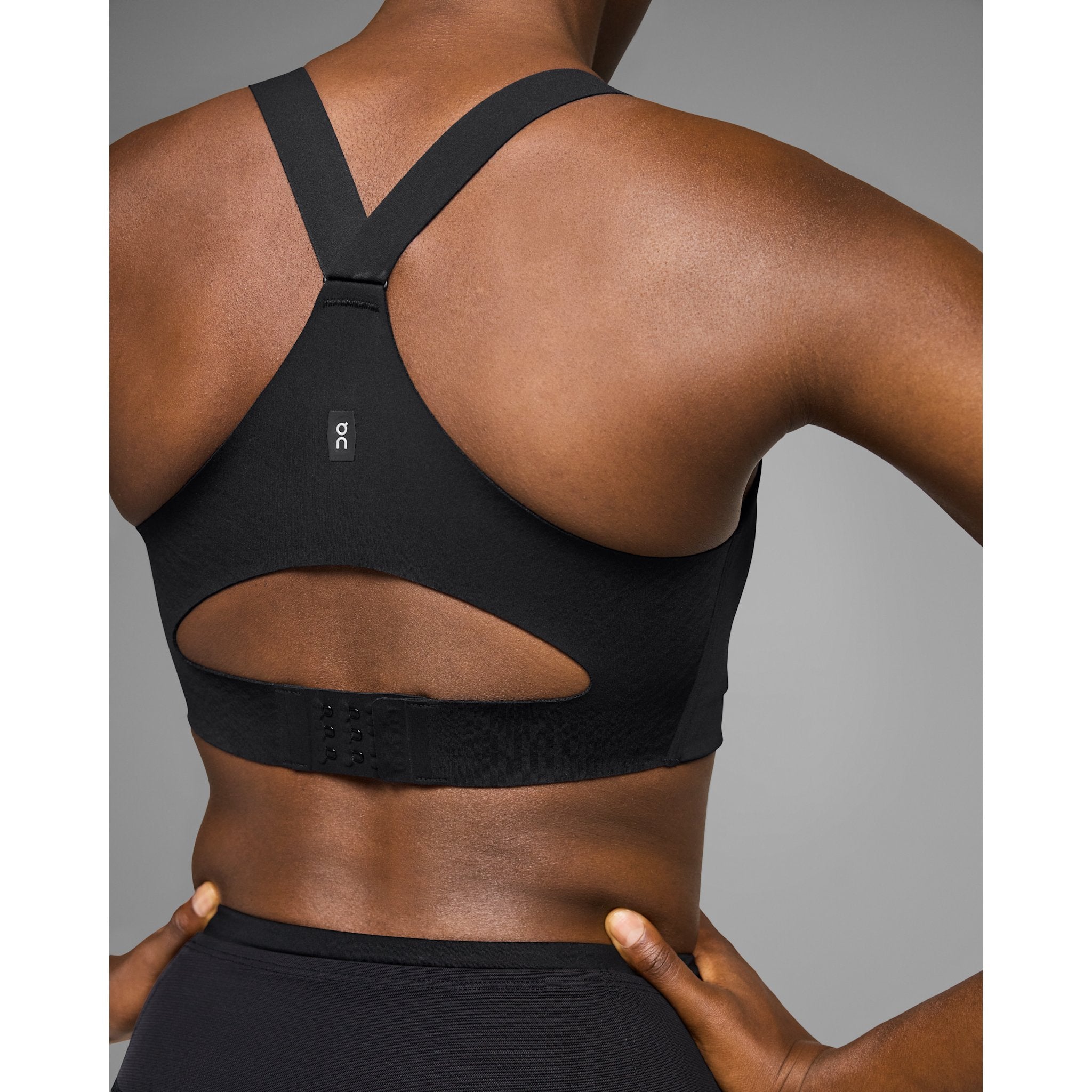 On Endurance Bra Black