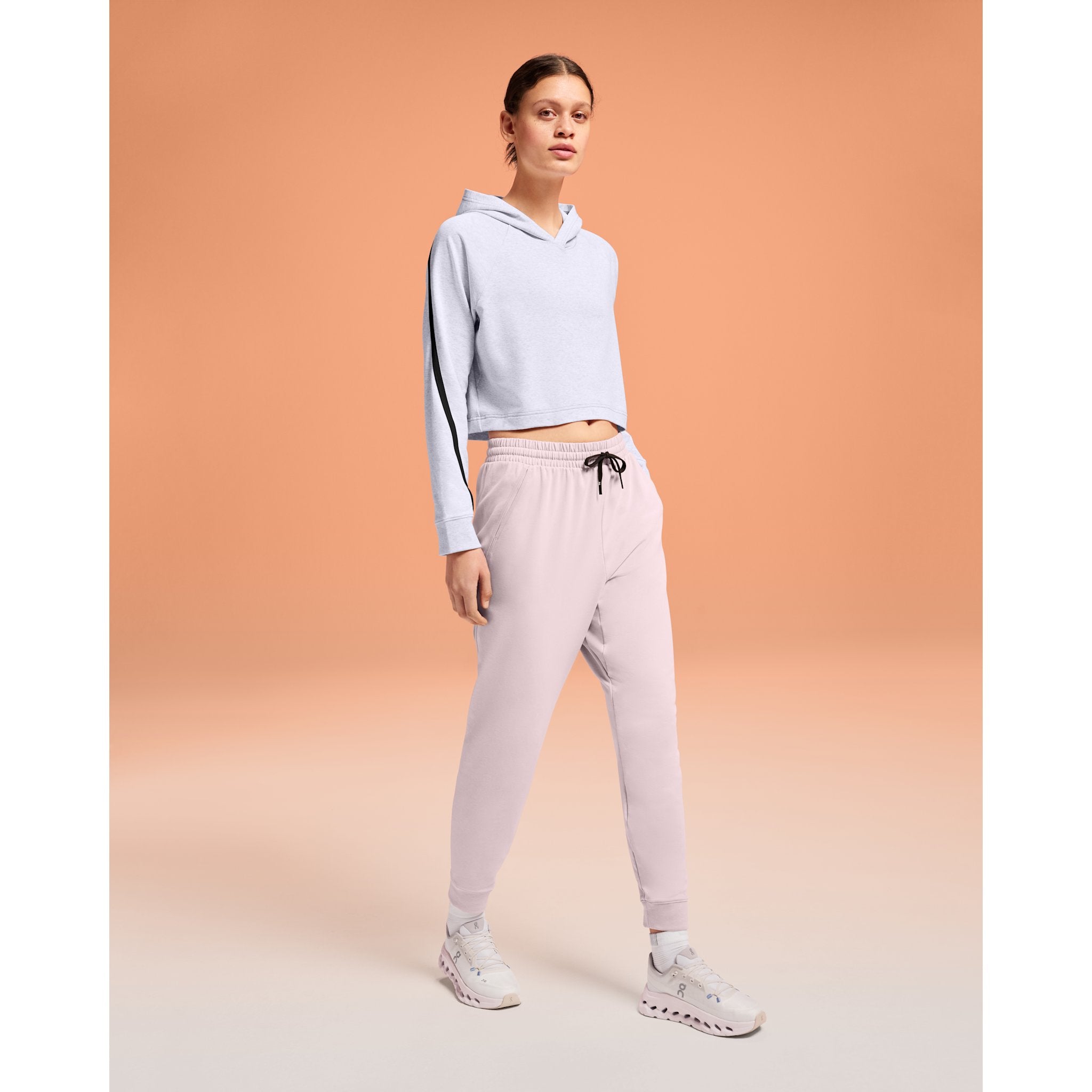 On Movement Hoodie Crater