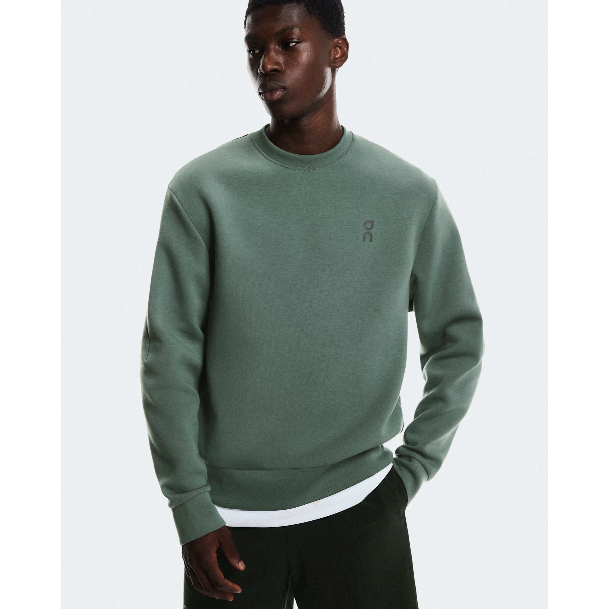 On Focus Tech Crew Olive