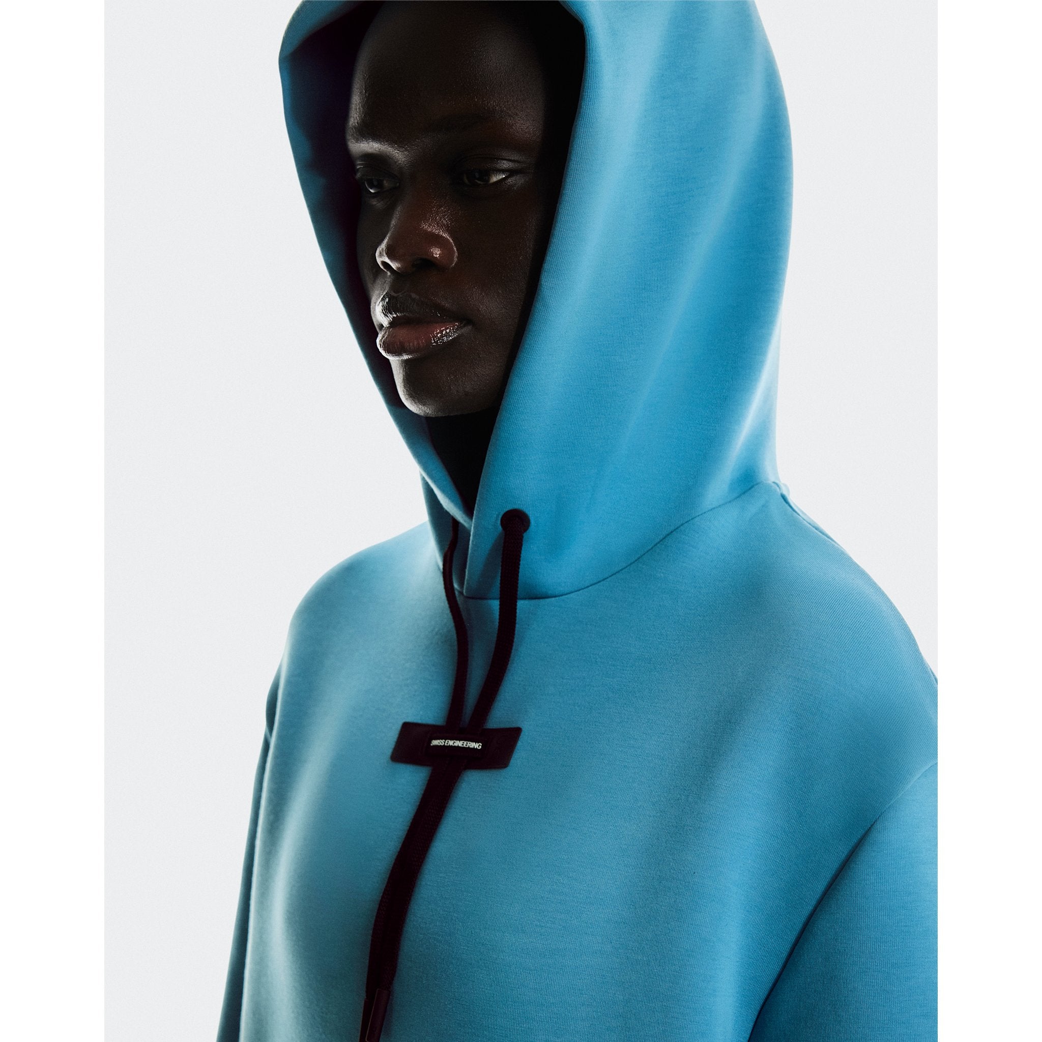 On Focus Tech Hoodie Niagara