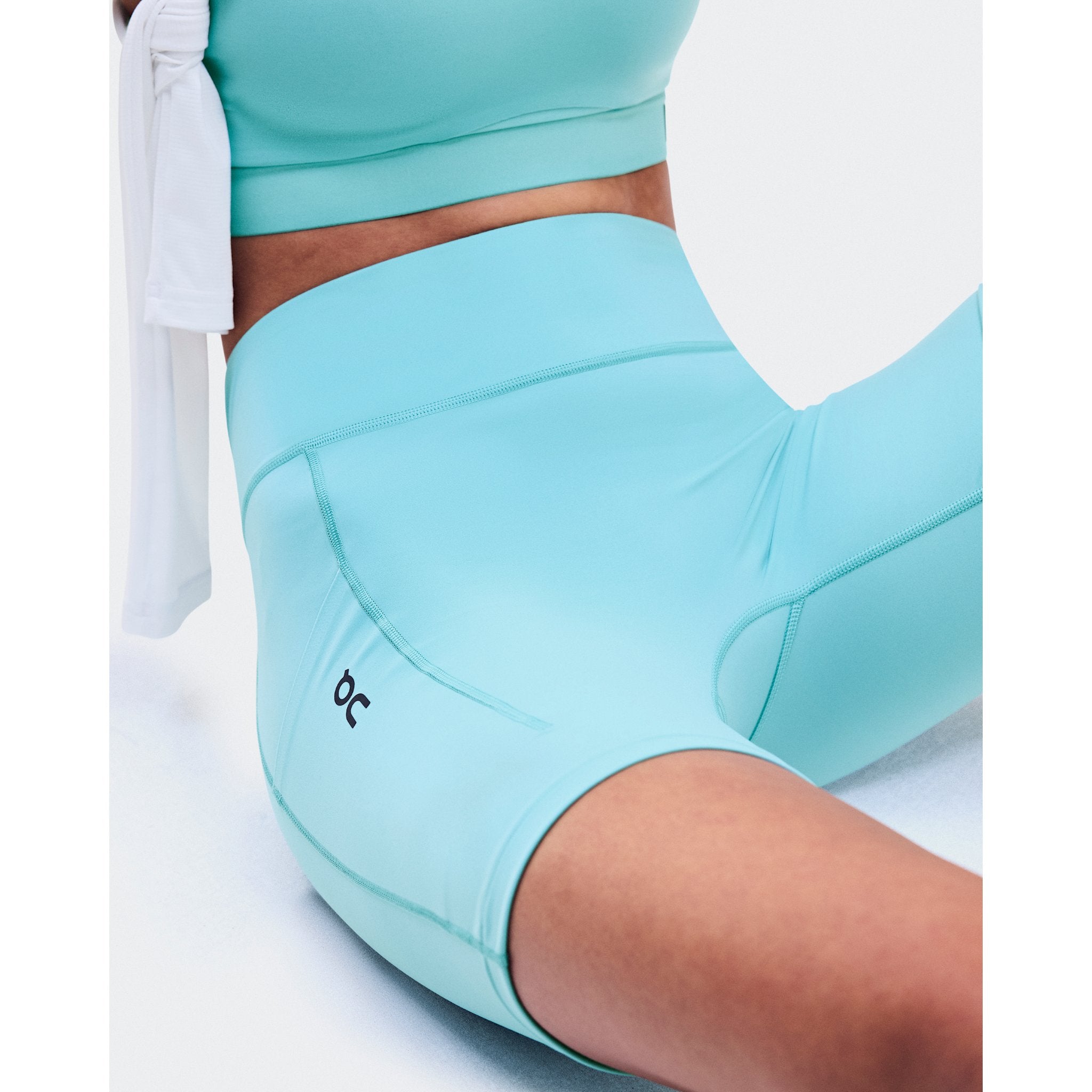 On Performance Tights Short Aquamarine