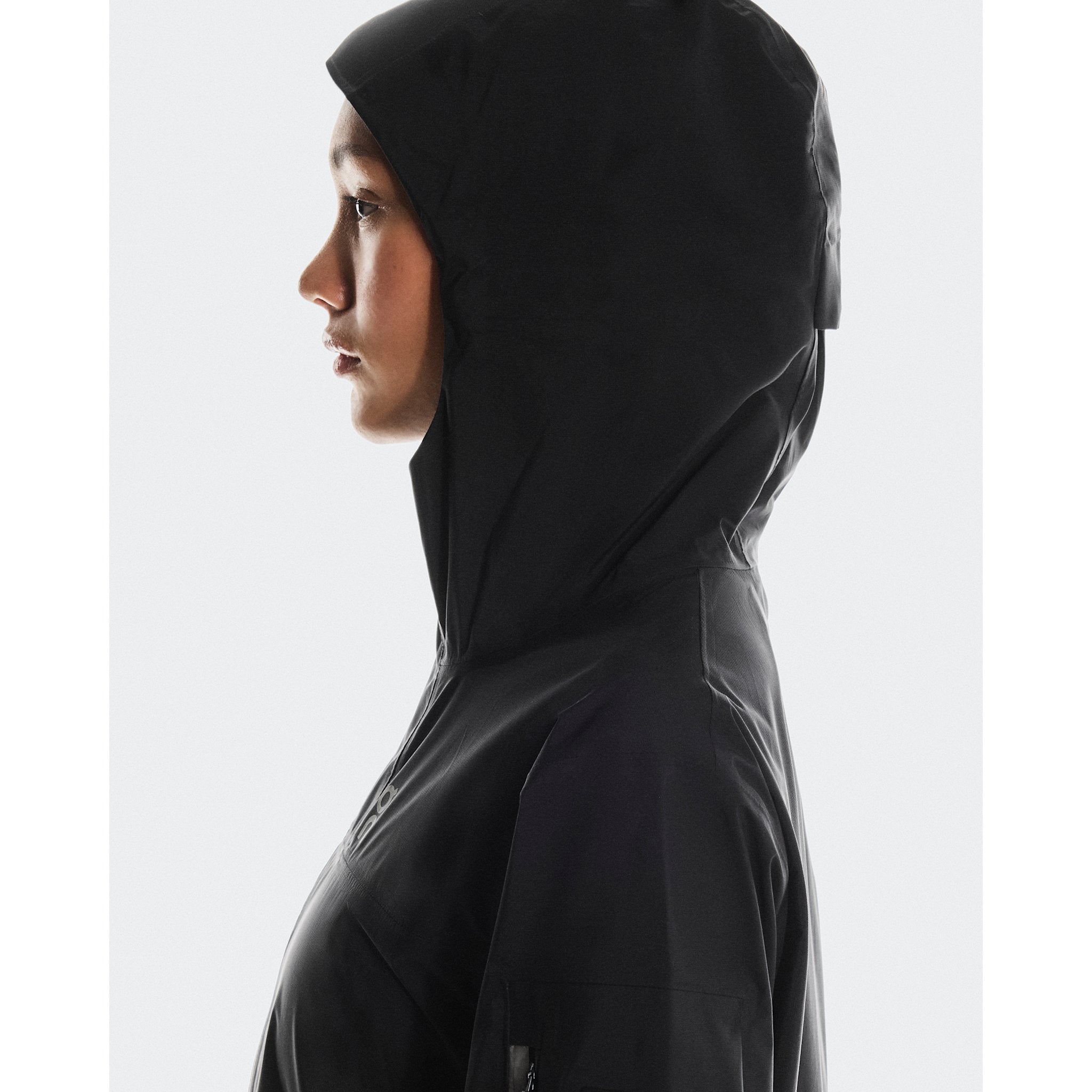 On Trek Jacket Black