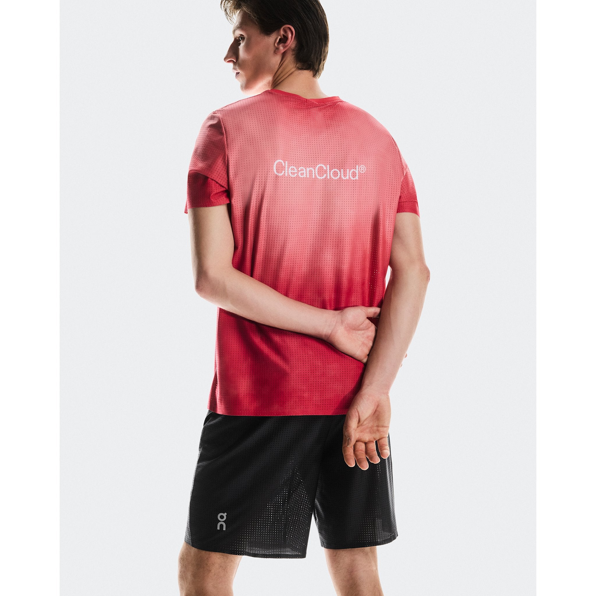 On Pace Mesh Shorts Black