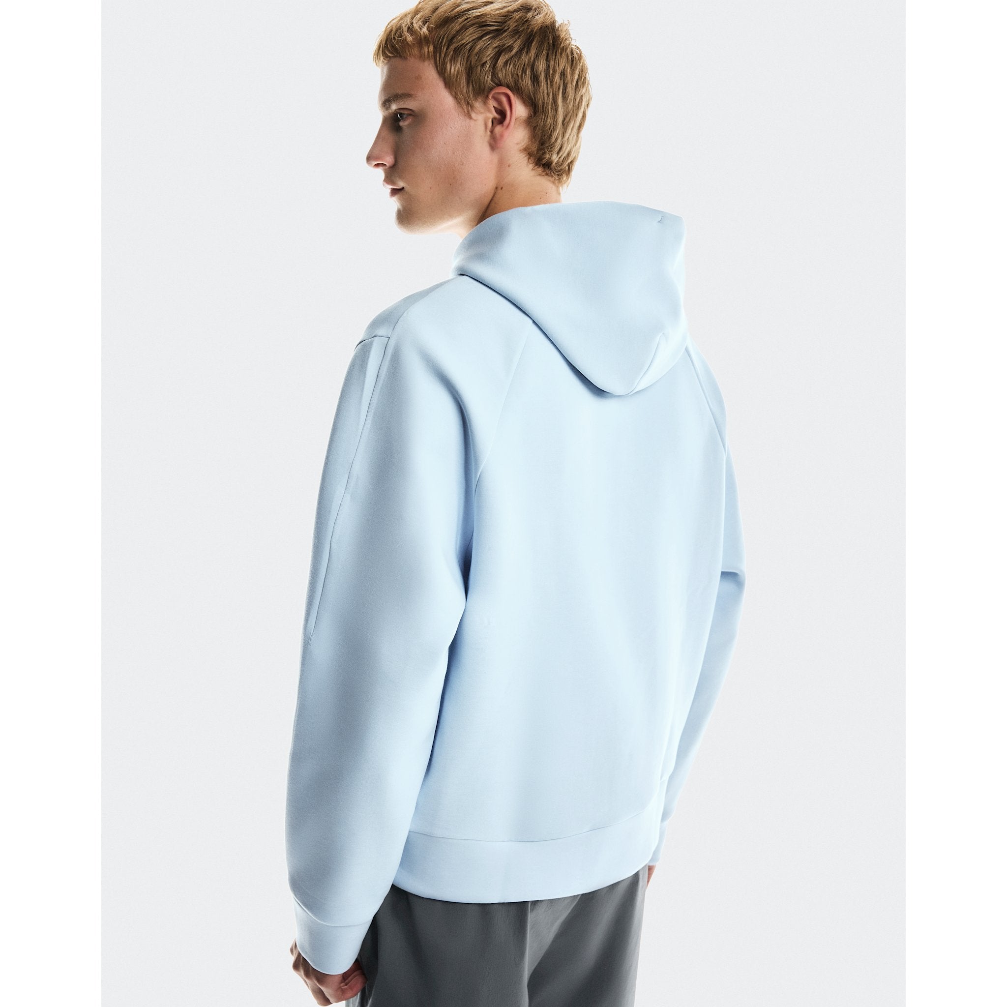 On Focus Tech Hoodie Arctic