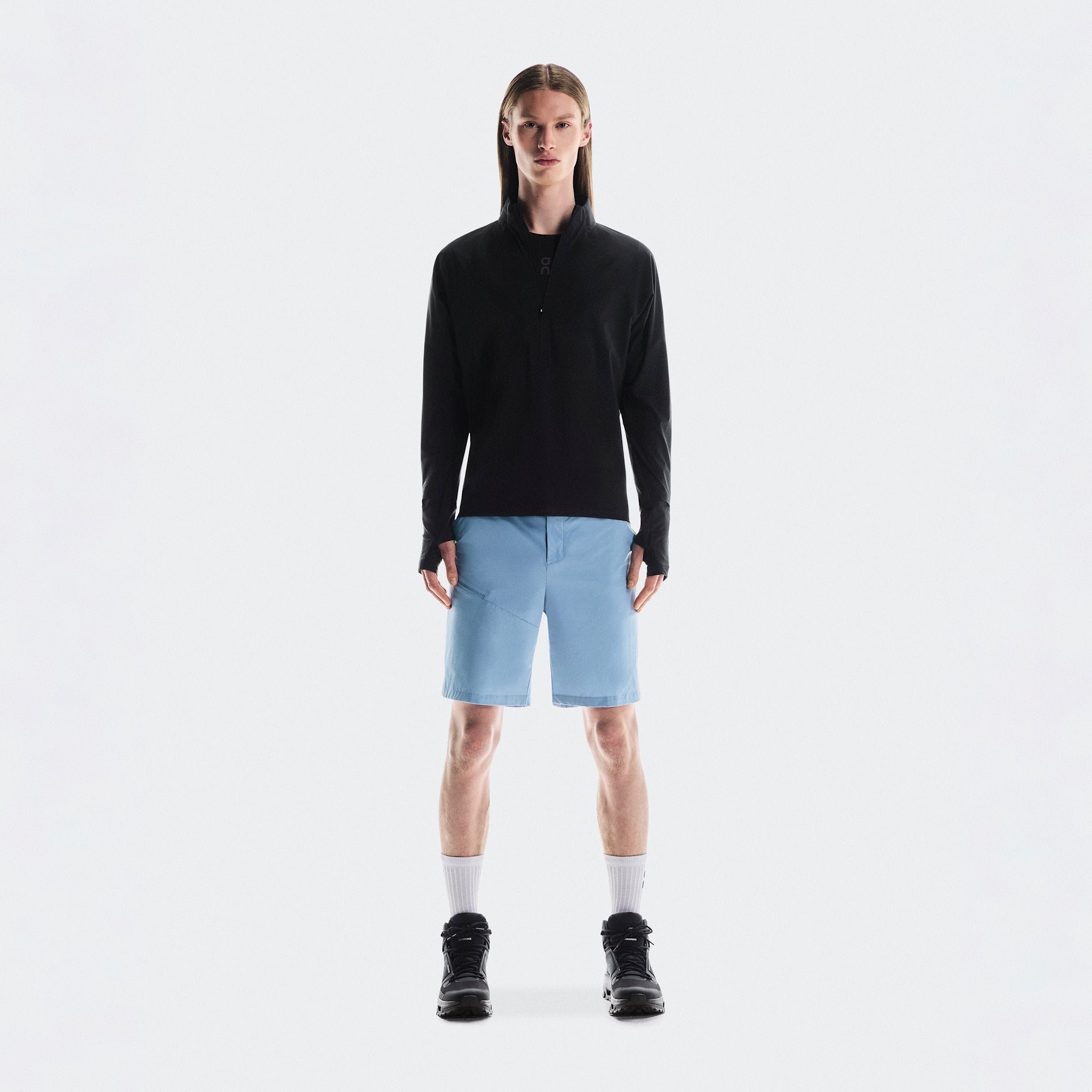 On Trek Short Chambray