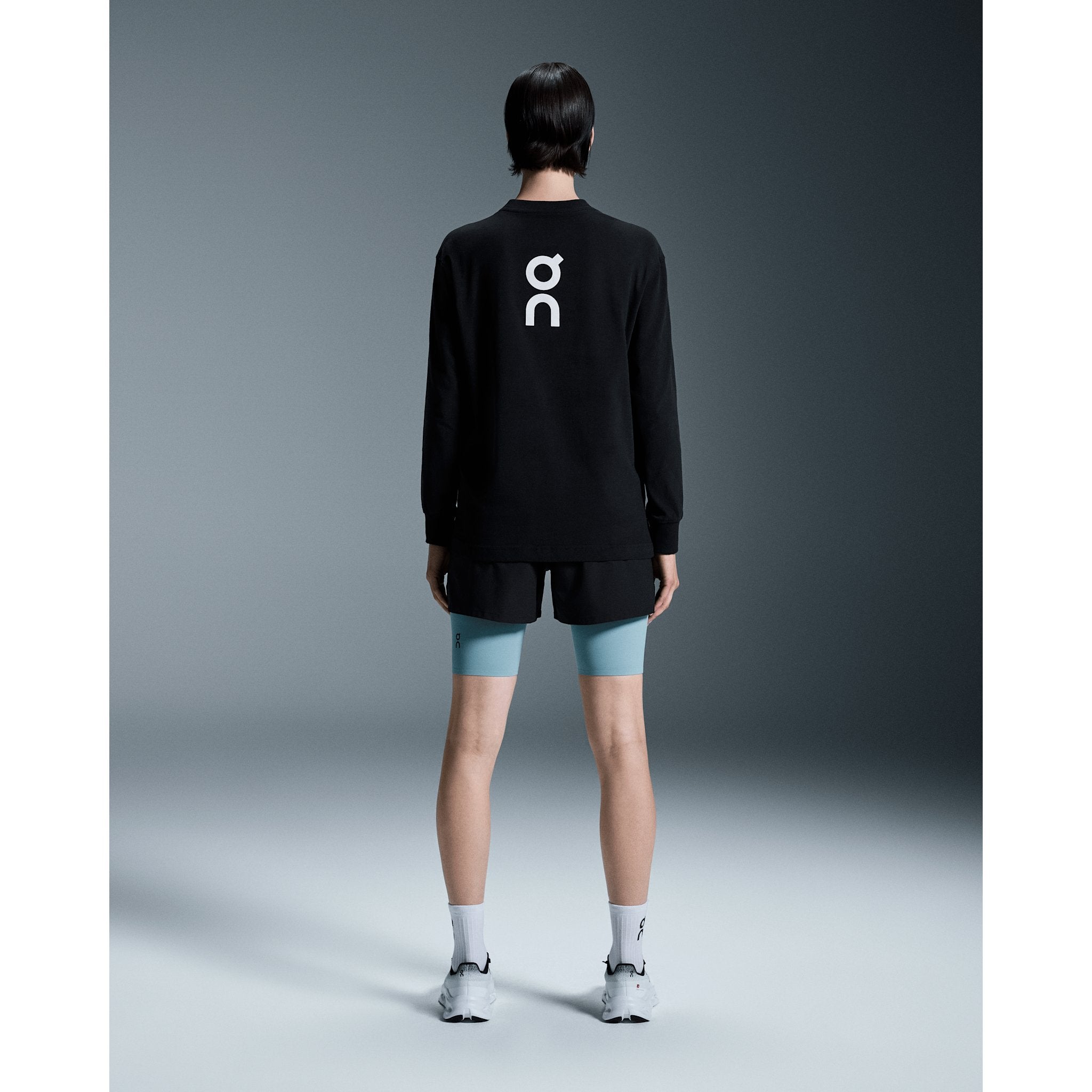 On Club Long-T Black