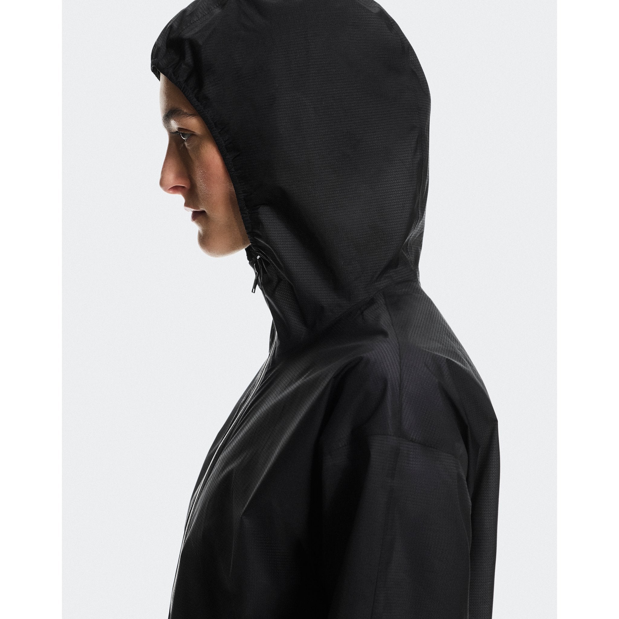 On Explore Lightweight Waterproof Jacket Black
