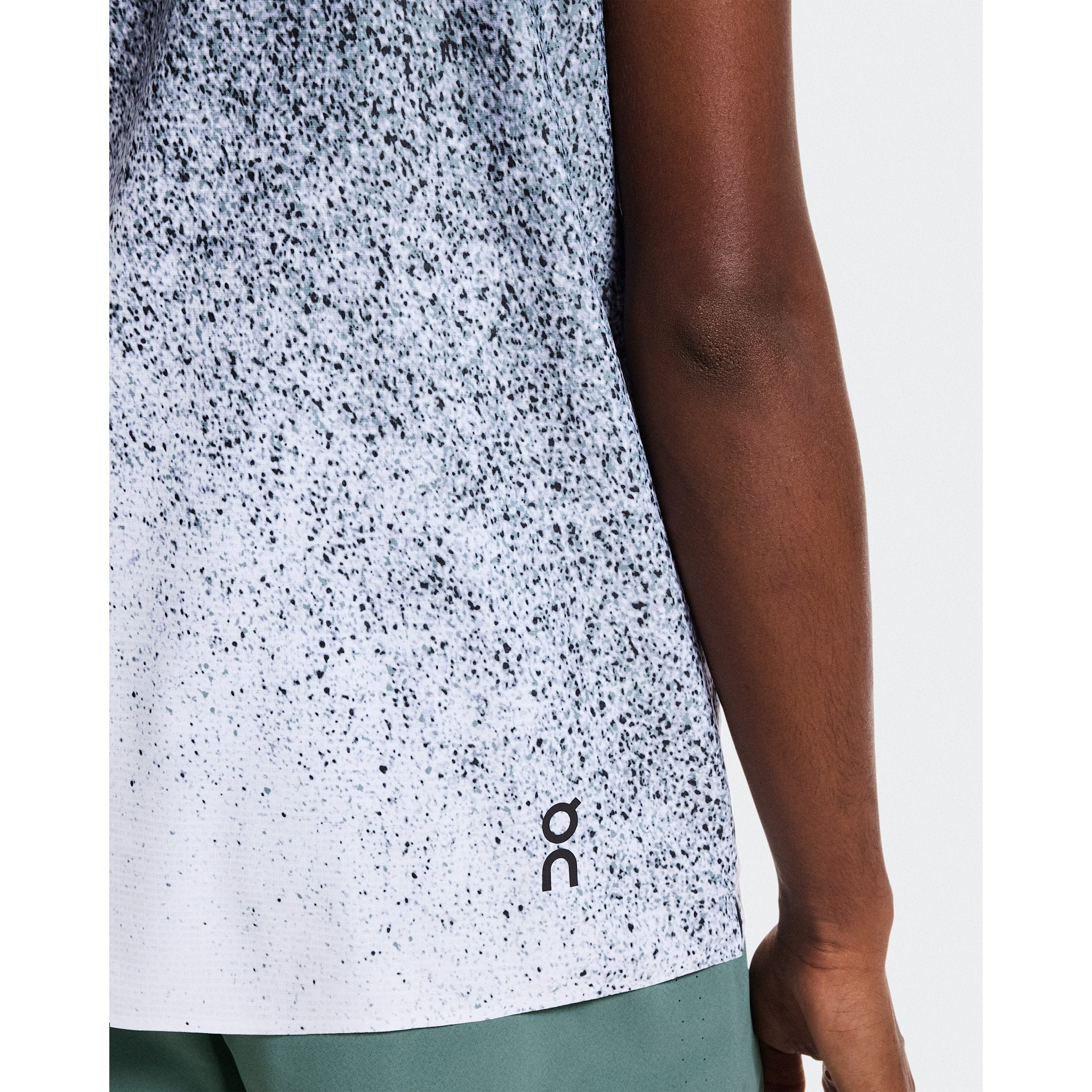 On Court Tank Fade Thistle | White