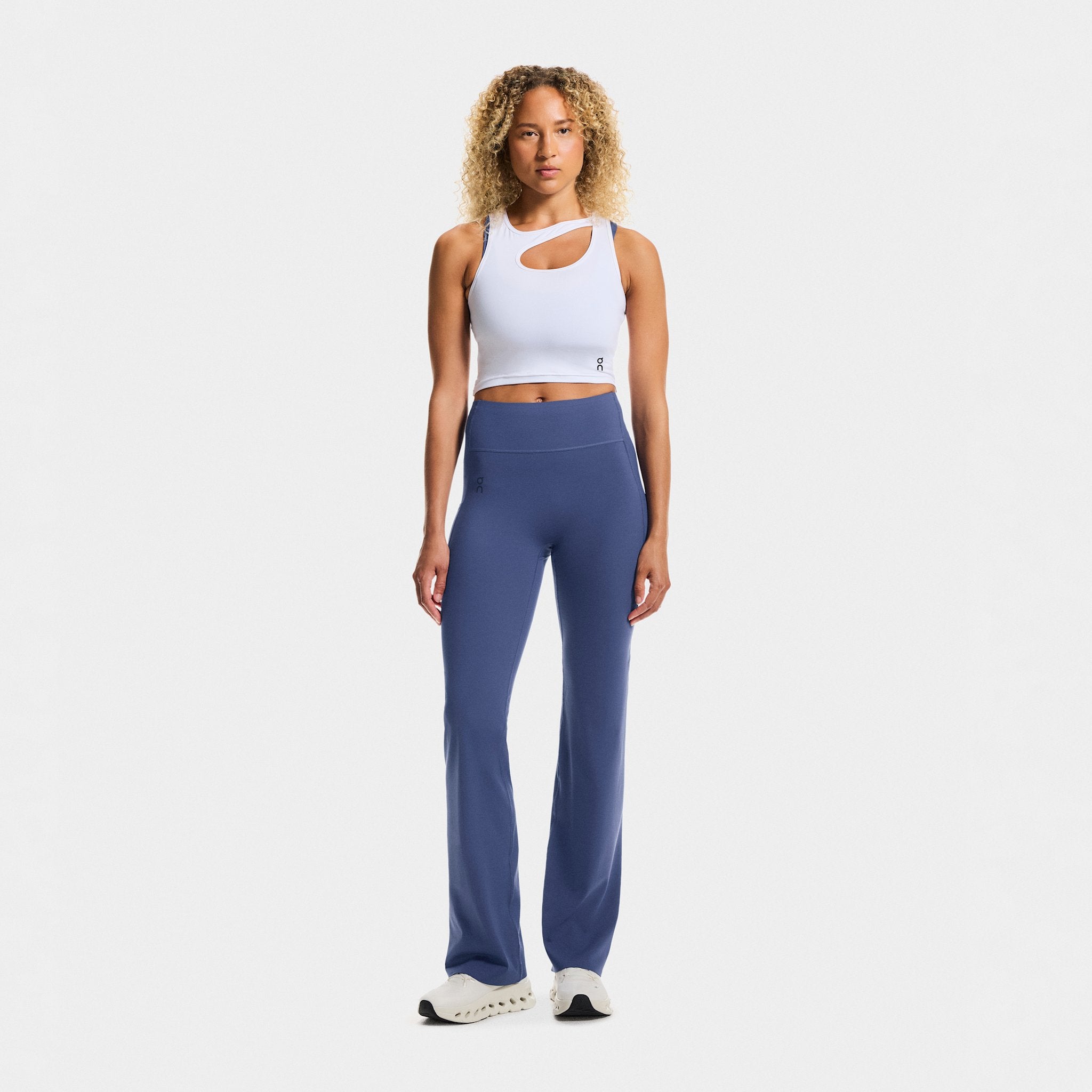 On Studio Leggings Flared Acai
