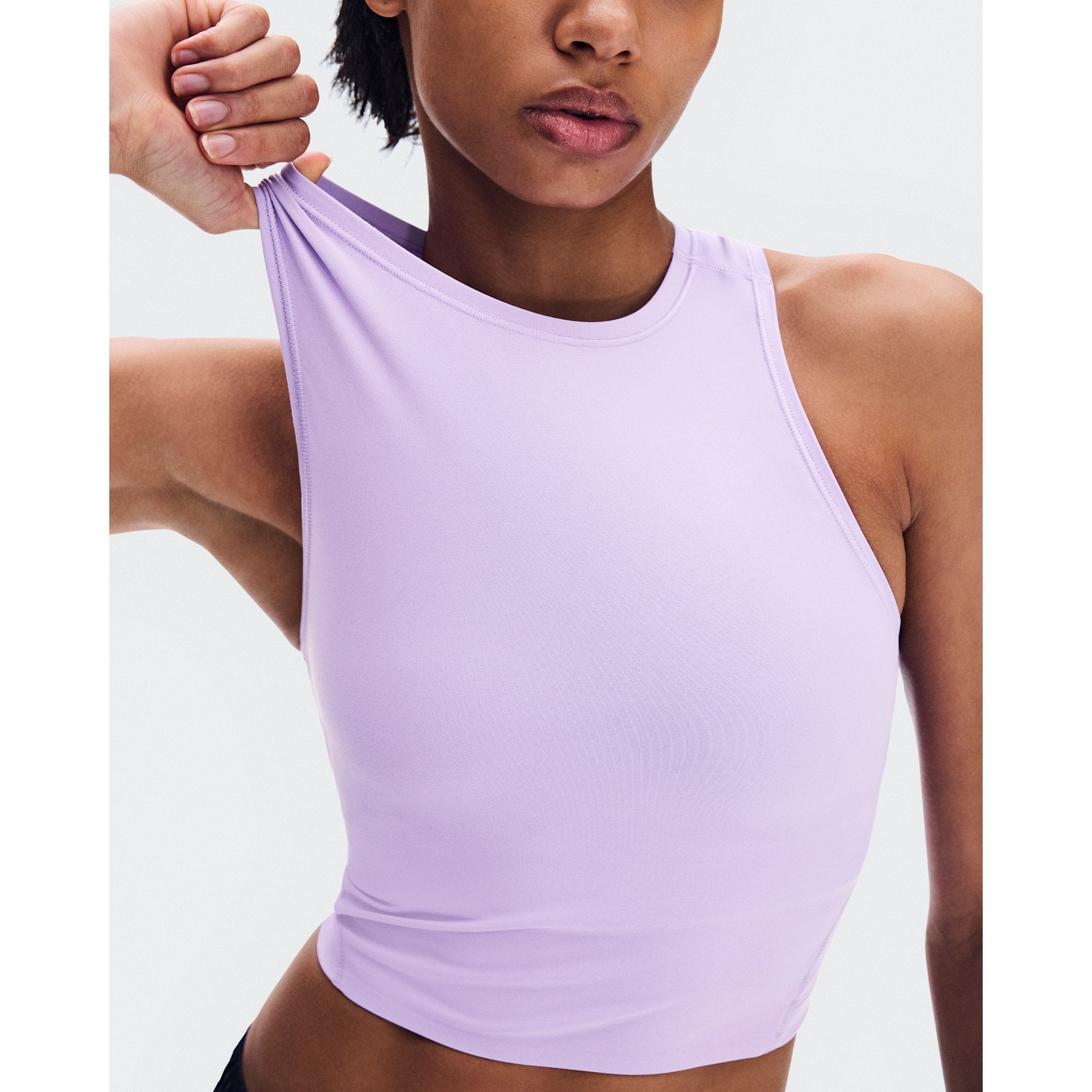 On Studio Crop Bloom