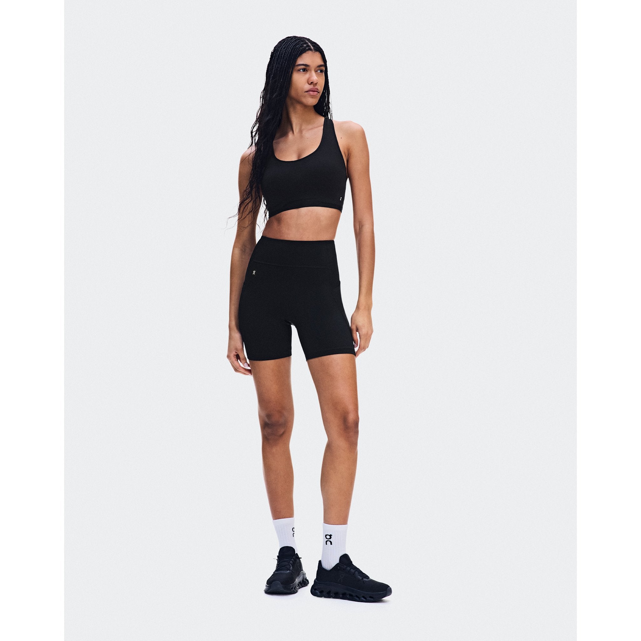On Train Tights Short 6" Black