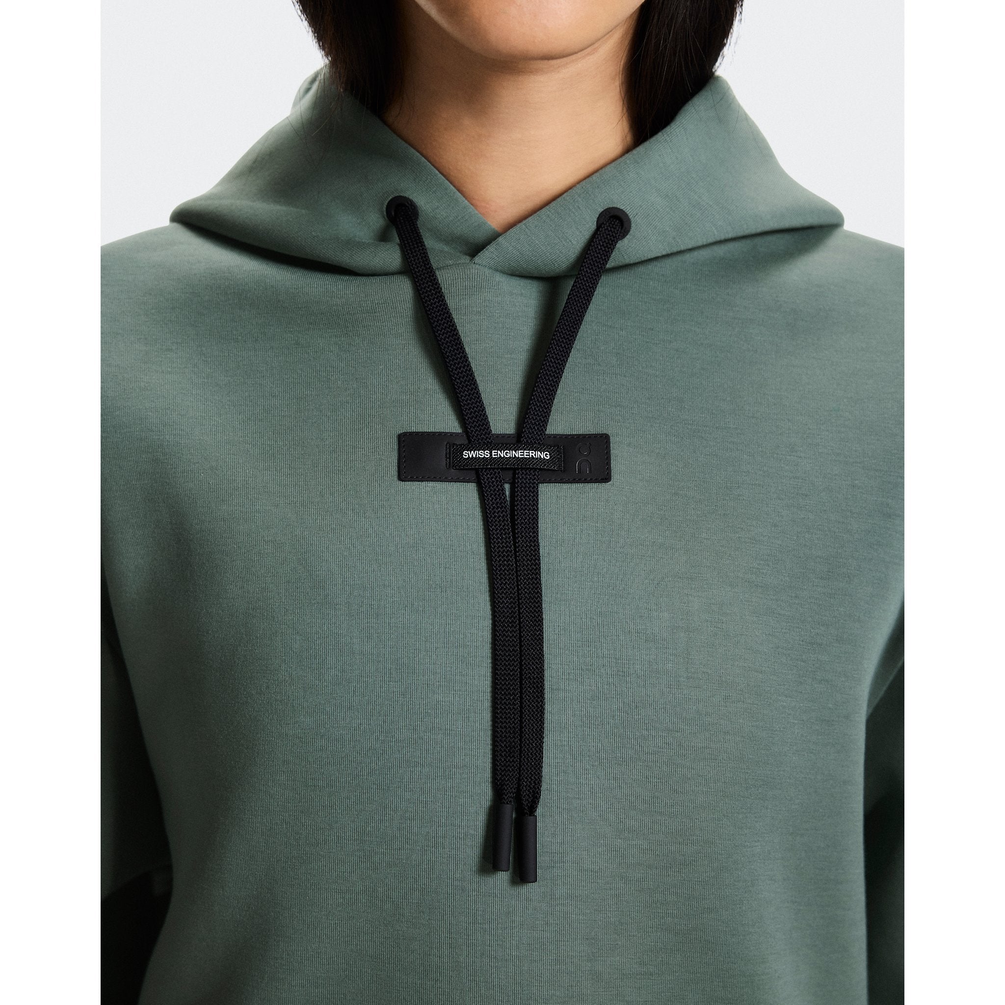 On Focus Tech Hoodie Olive