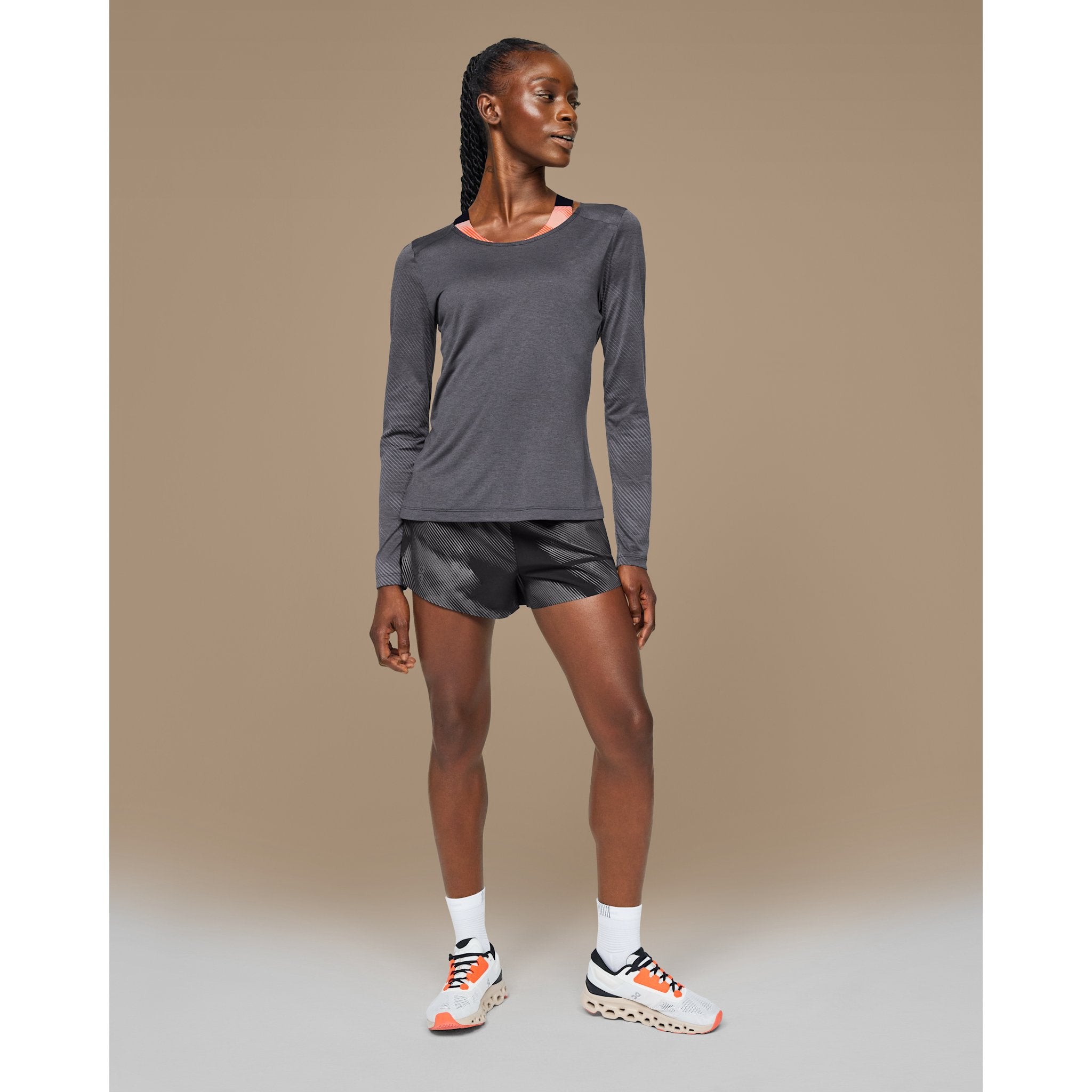 On Performance Long-T Lumos Black | Iron