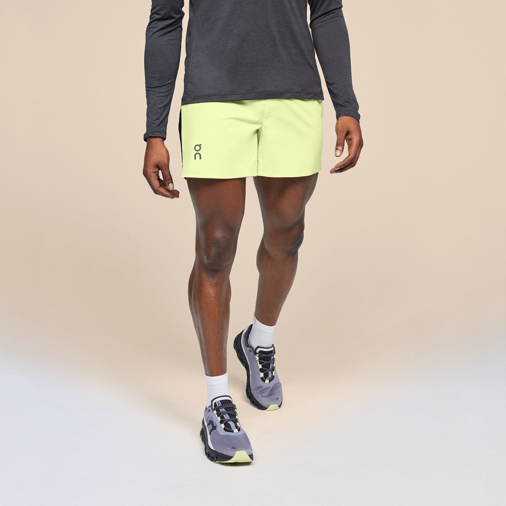 On 5" Lightweight Shorts Denim | Black