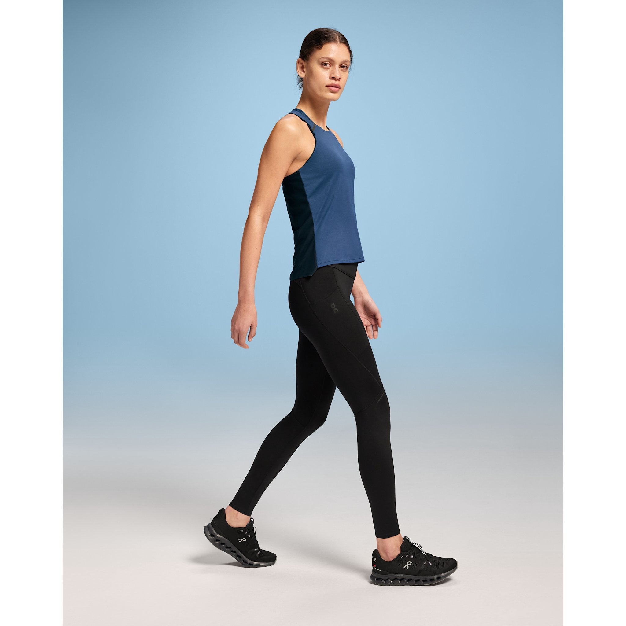 On Performance Tank Denim | Navy