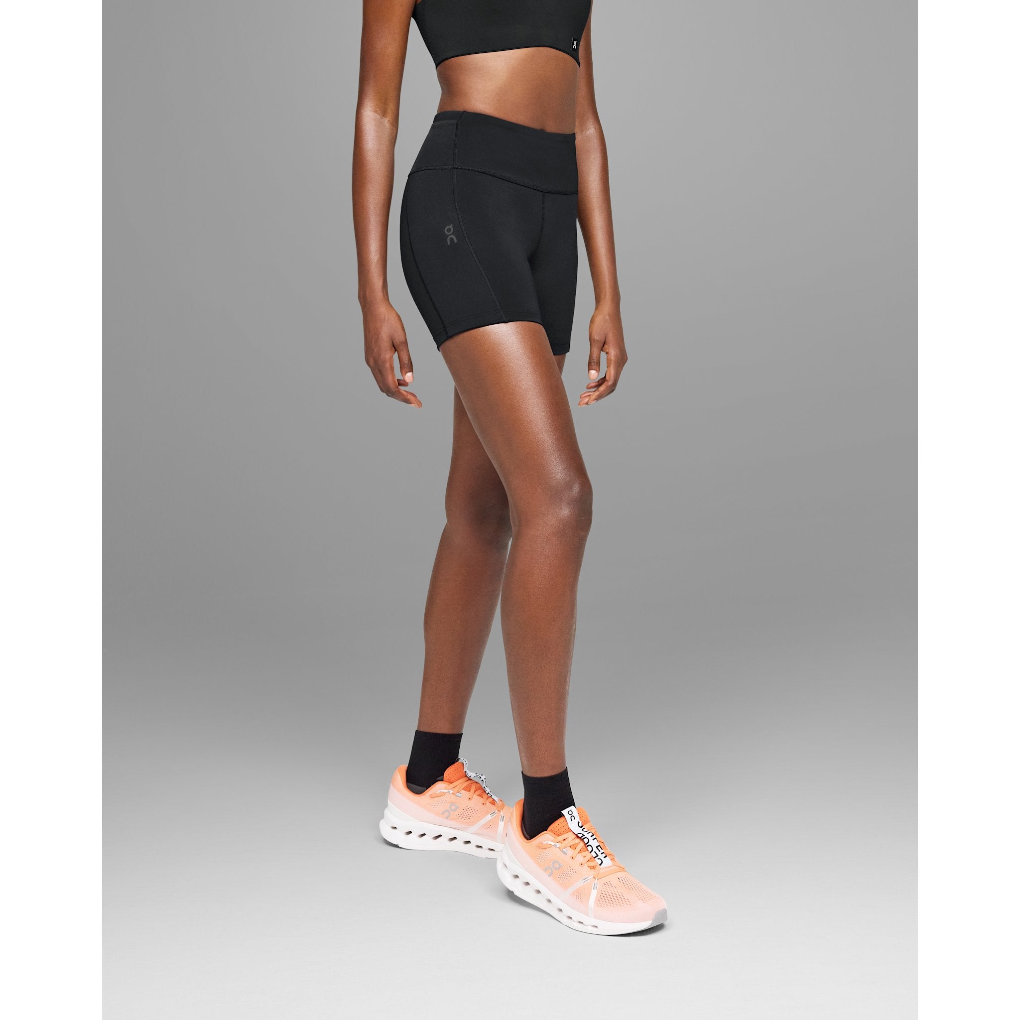 On Performance Short Tights Black