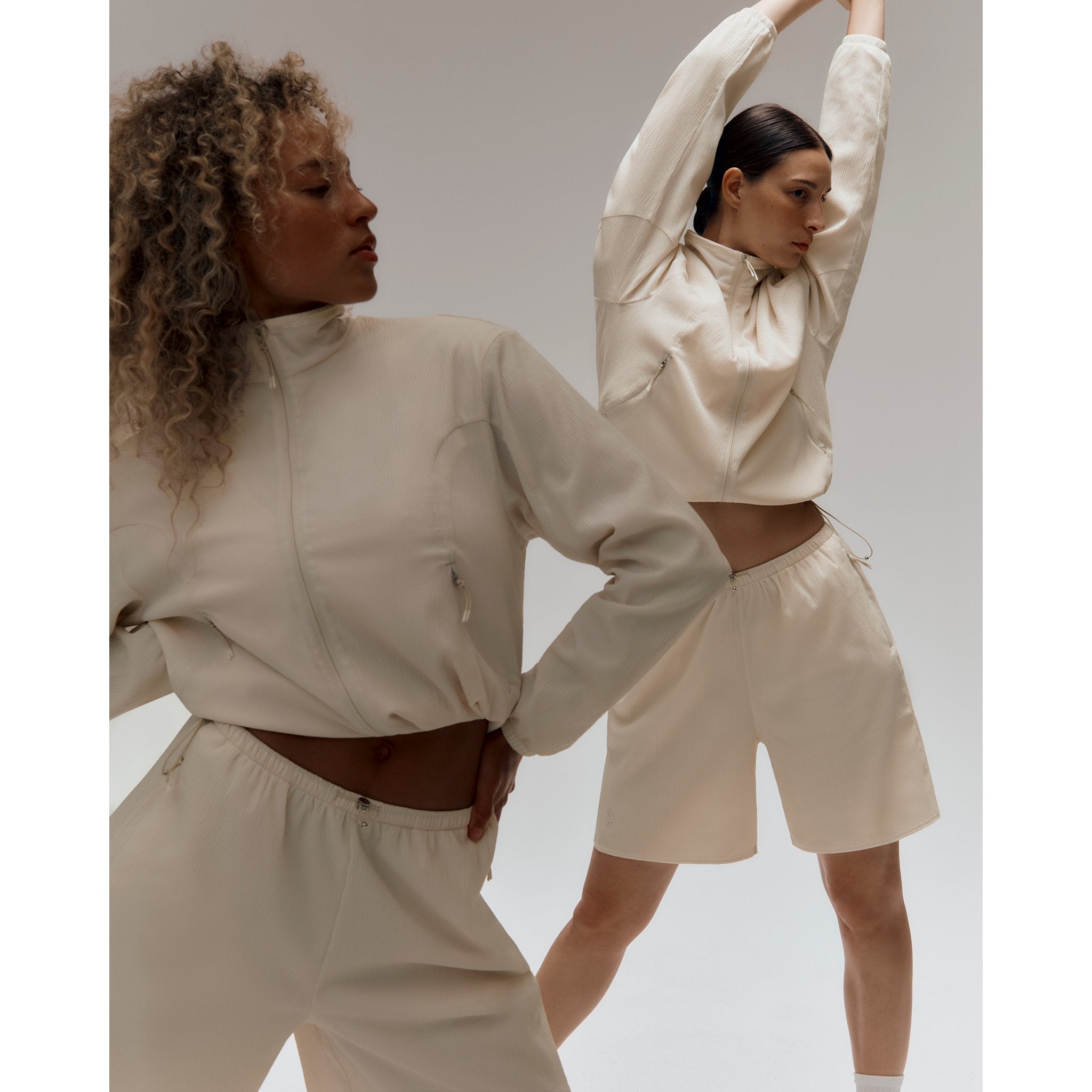 On Track Jacket Cream