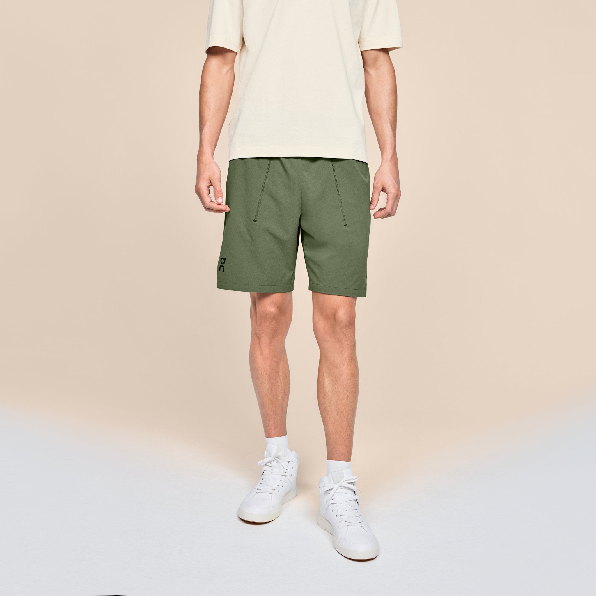 On Focus Shorts Taiga | Black