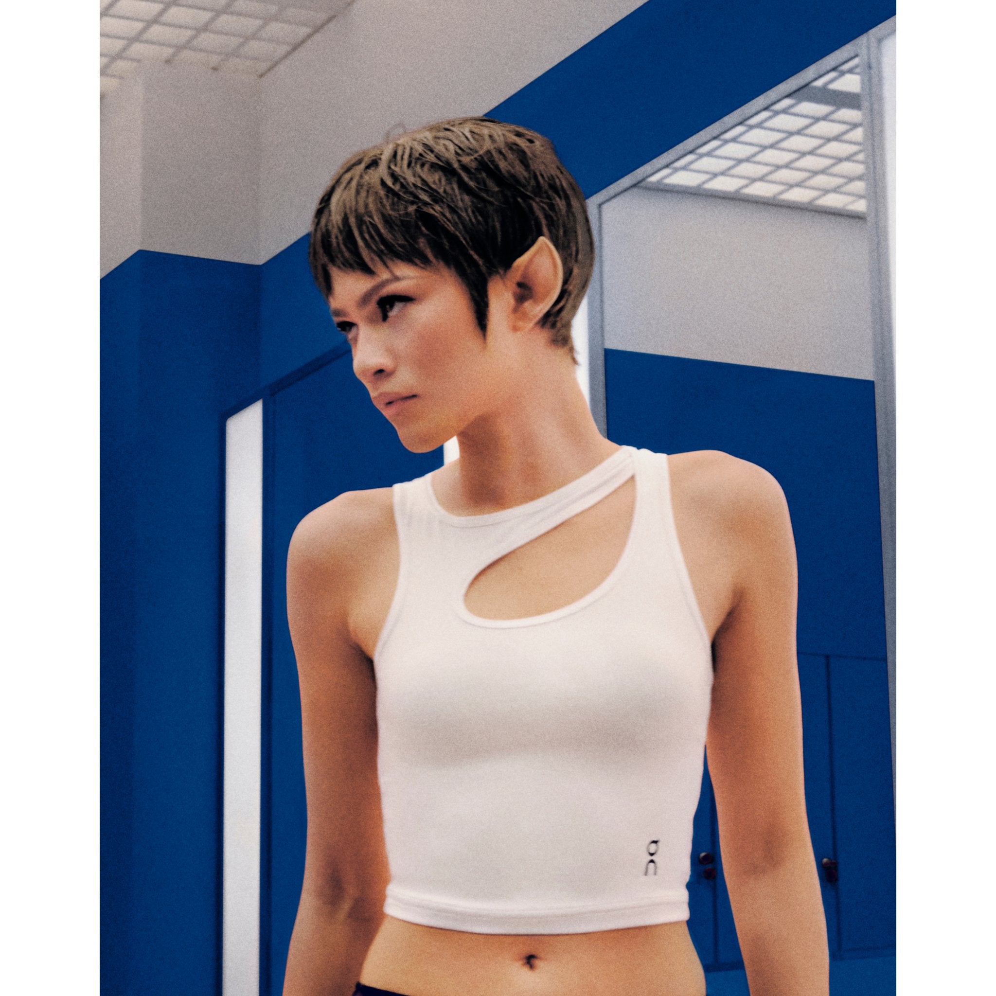 On Studio Cut-Out Crop White