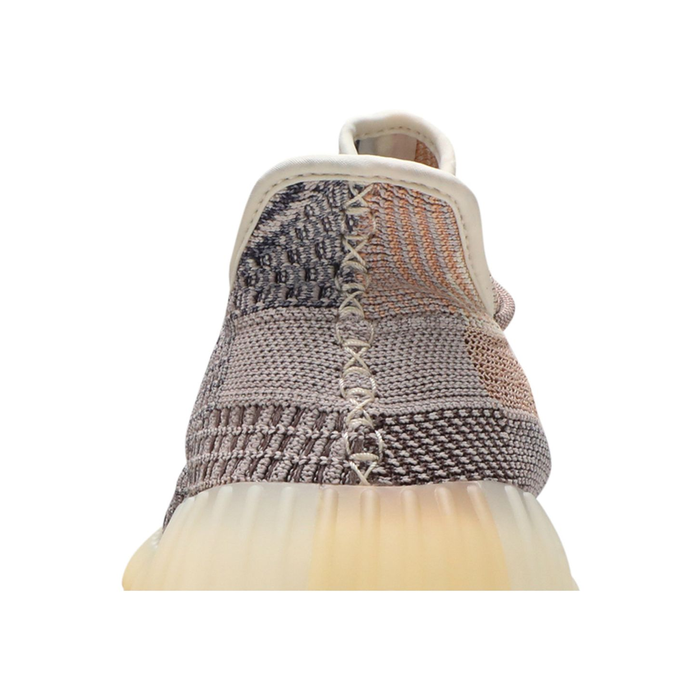 yeezy ash pearl size 5.5