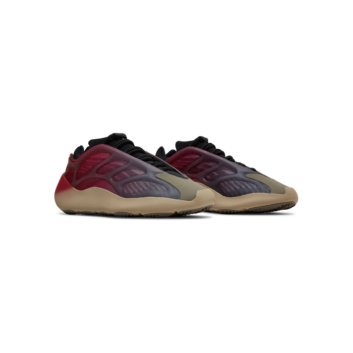adidas Men's Yeezy 700 V3 'Fade Carbon'