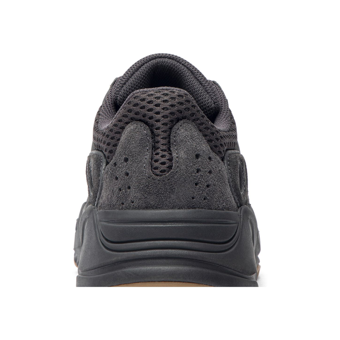 adidas Men's Yeezy Boost 700 'Utility Black' 2019