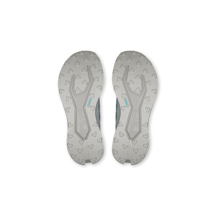 womens-cloudultra-3-iceberg-glacier