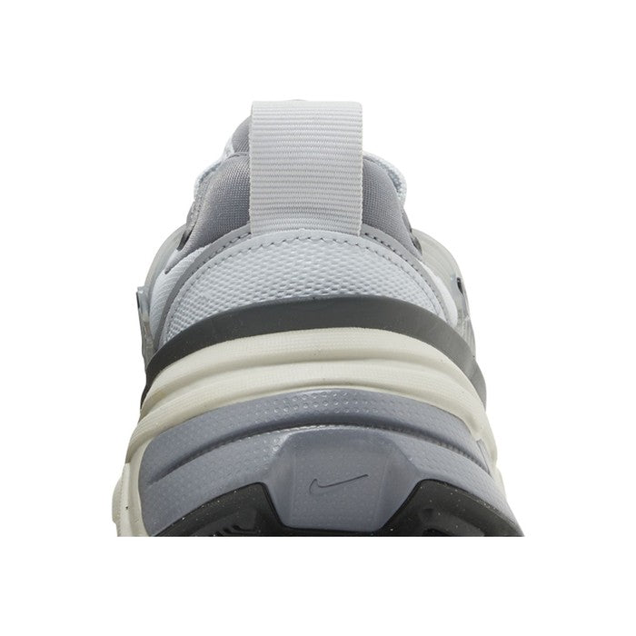 Nike Wmns V2K Run 'Pure Platinum Wolf Grey'