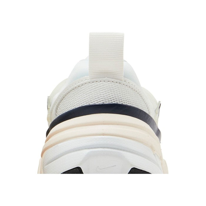 Nike Wmns V2K Run 'Platinum Tint Guava Ice'
