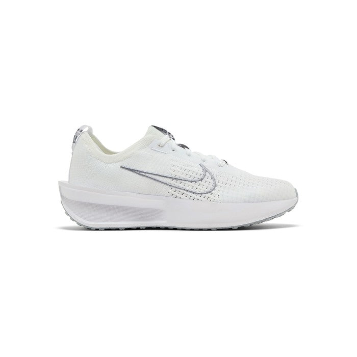 Nike Wmns Interact Run 'White Metallic Silver'