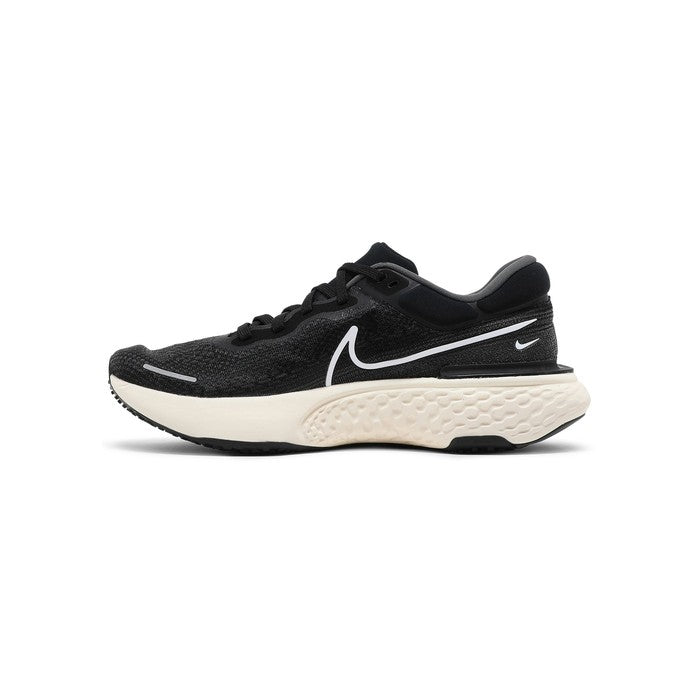 Nike ZoomX Invincible Run Flyknit 'Black White'