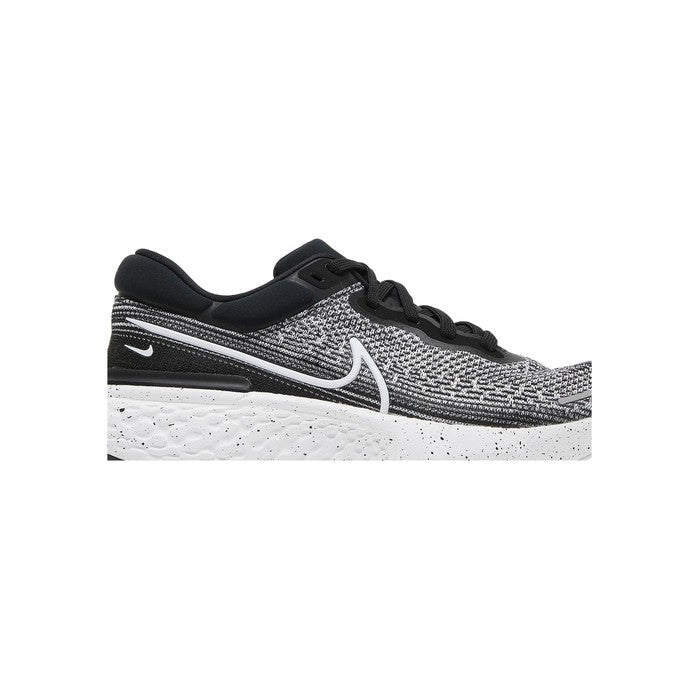 Nike ZoomX Invincible Run Flyknit 'Black White'