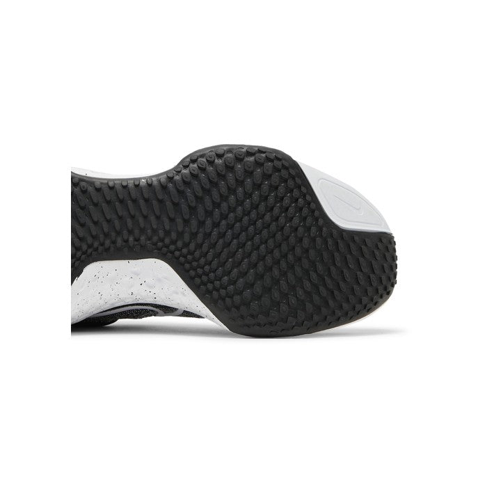 Nike ZoomX Invincible Run Flyknit 'Black White'