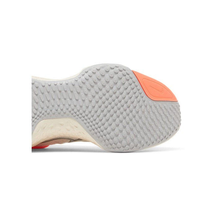 Nike Wmns ZoomX Invincible Run Flyknit 'White Bright Mango'
