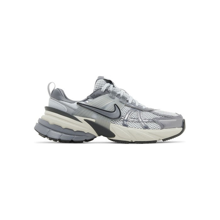 Nike Wmns V2K Run 'Pure Platinum Wolf Grey'