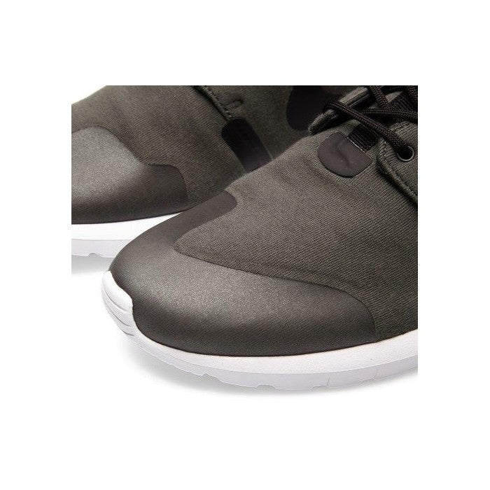 Nike Rosherun NM W SP 'Tech Fleece'