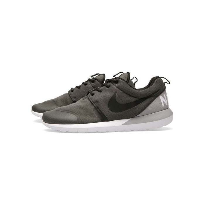 Nike Rosherun NM W SP 'Tech Fleece'