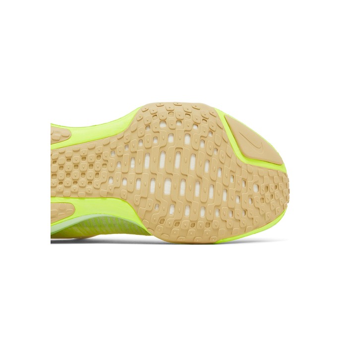 Nike ZoomX Invincible Run Flyknit 3 'Volt Sail'