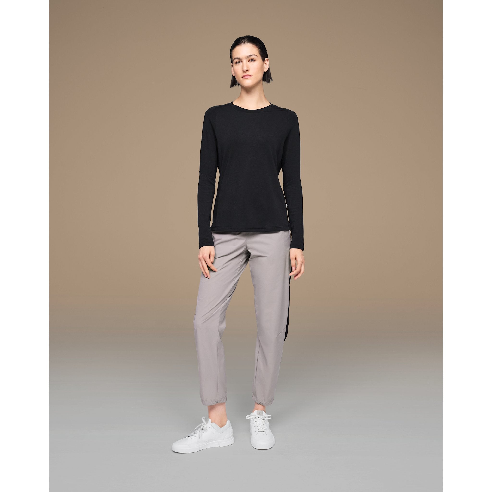 On Focus Long-T Black