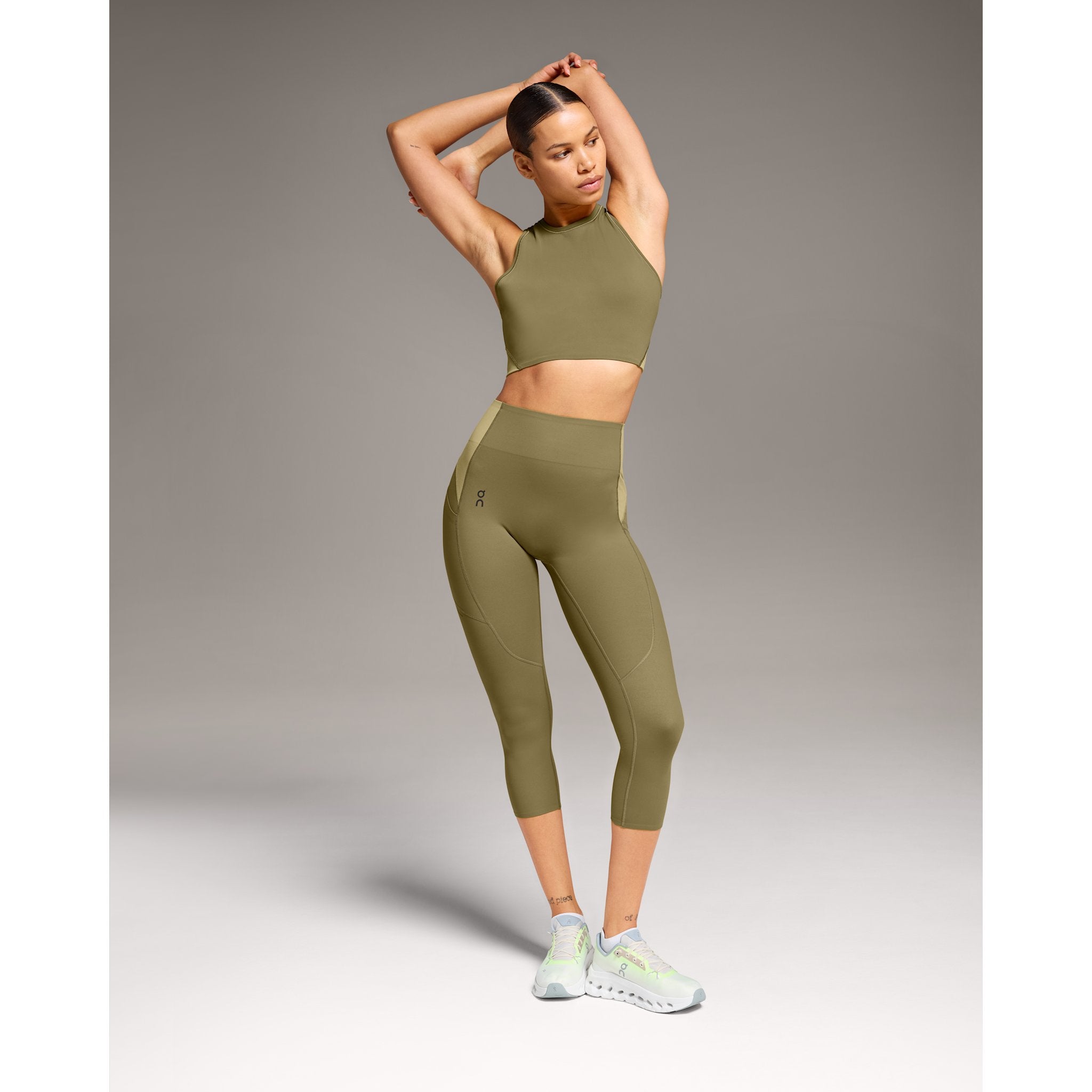 On Movement 3/4 Tights Hunter | Safari