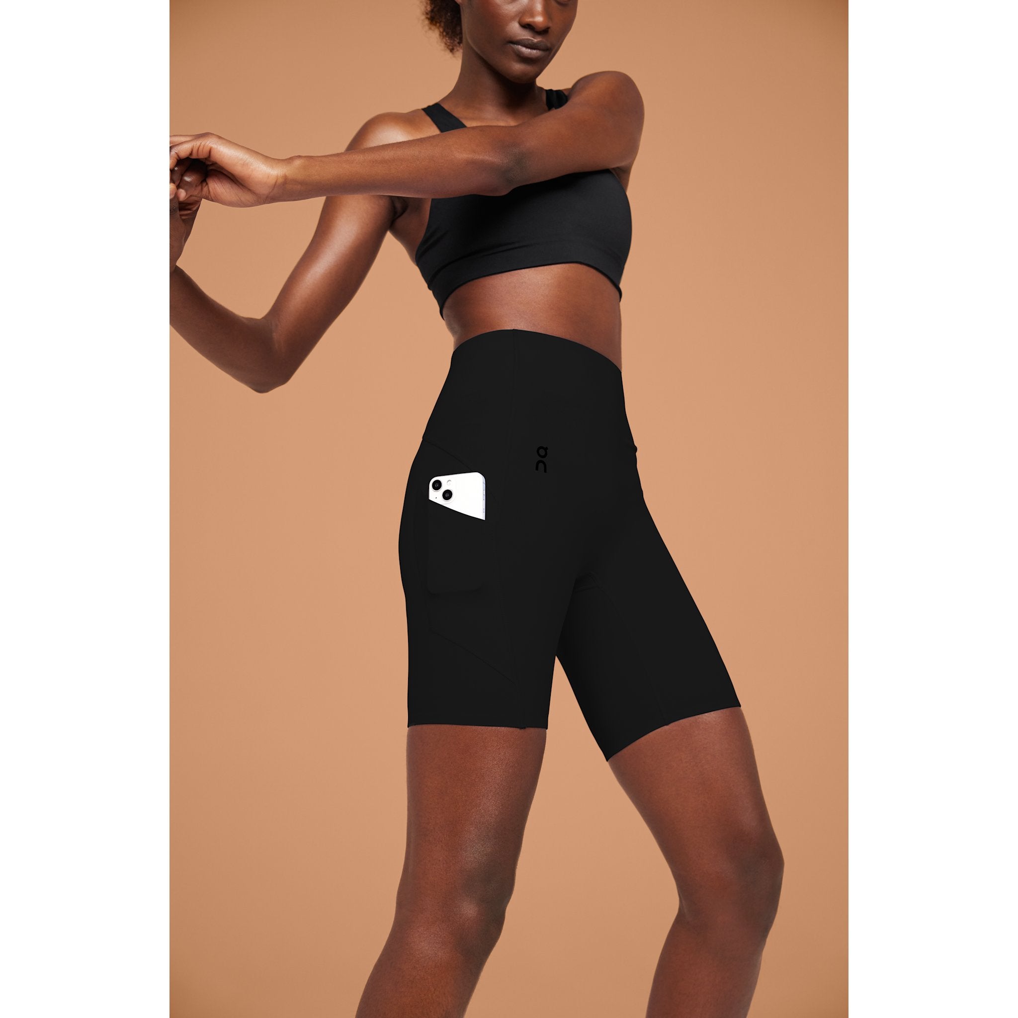 On Movement Tights Short Black