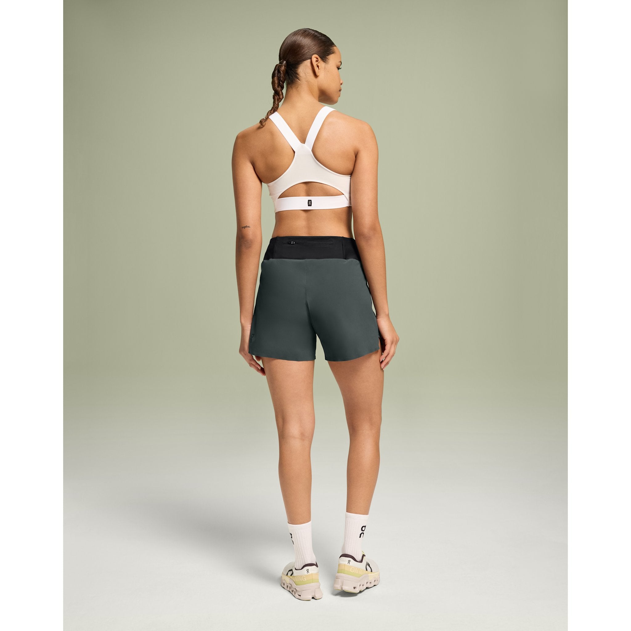 On 5" Running Shorts Lead | Black