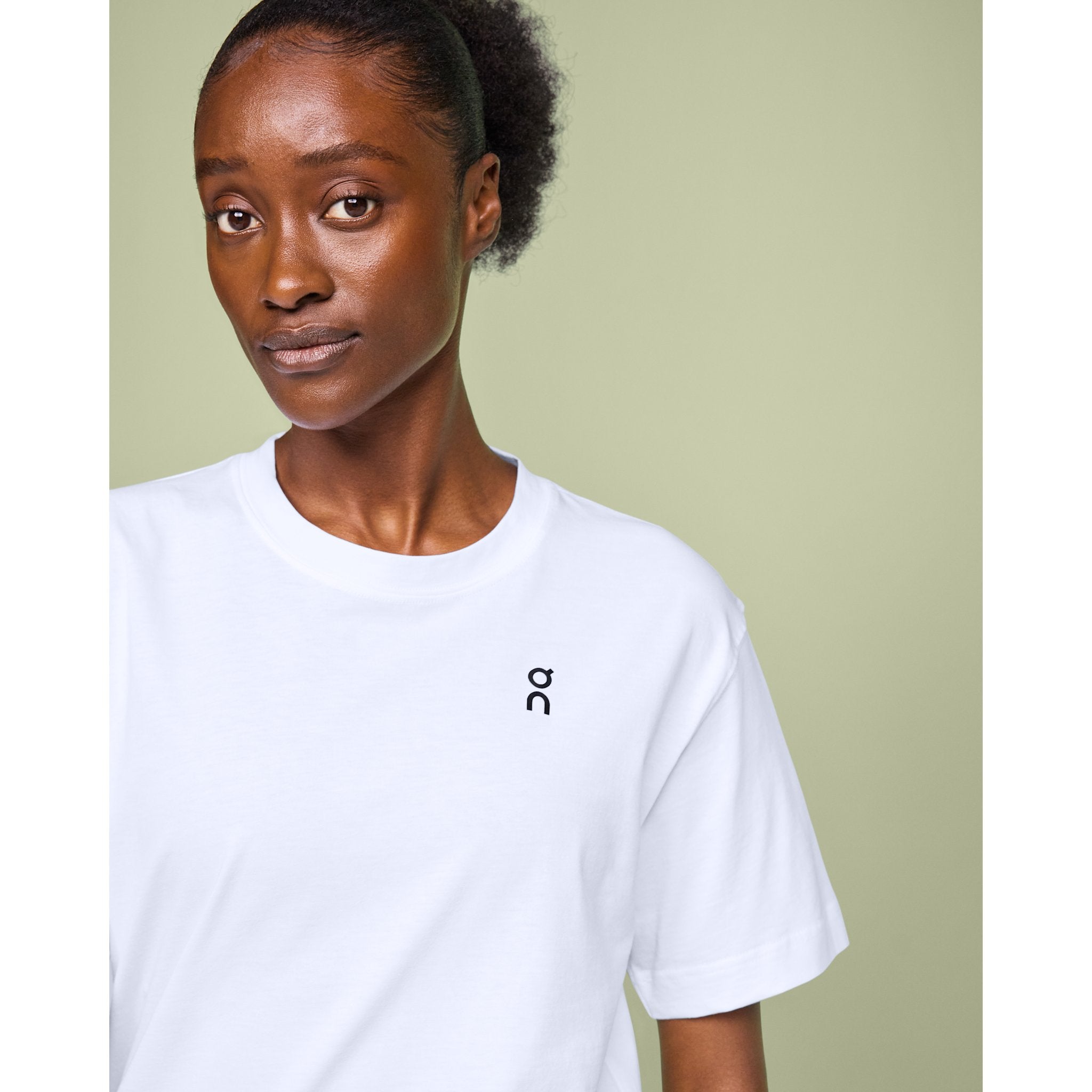 On Graphic-T White