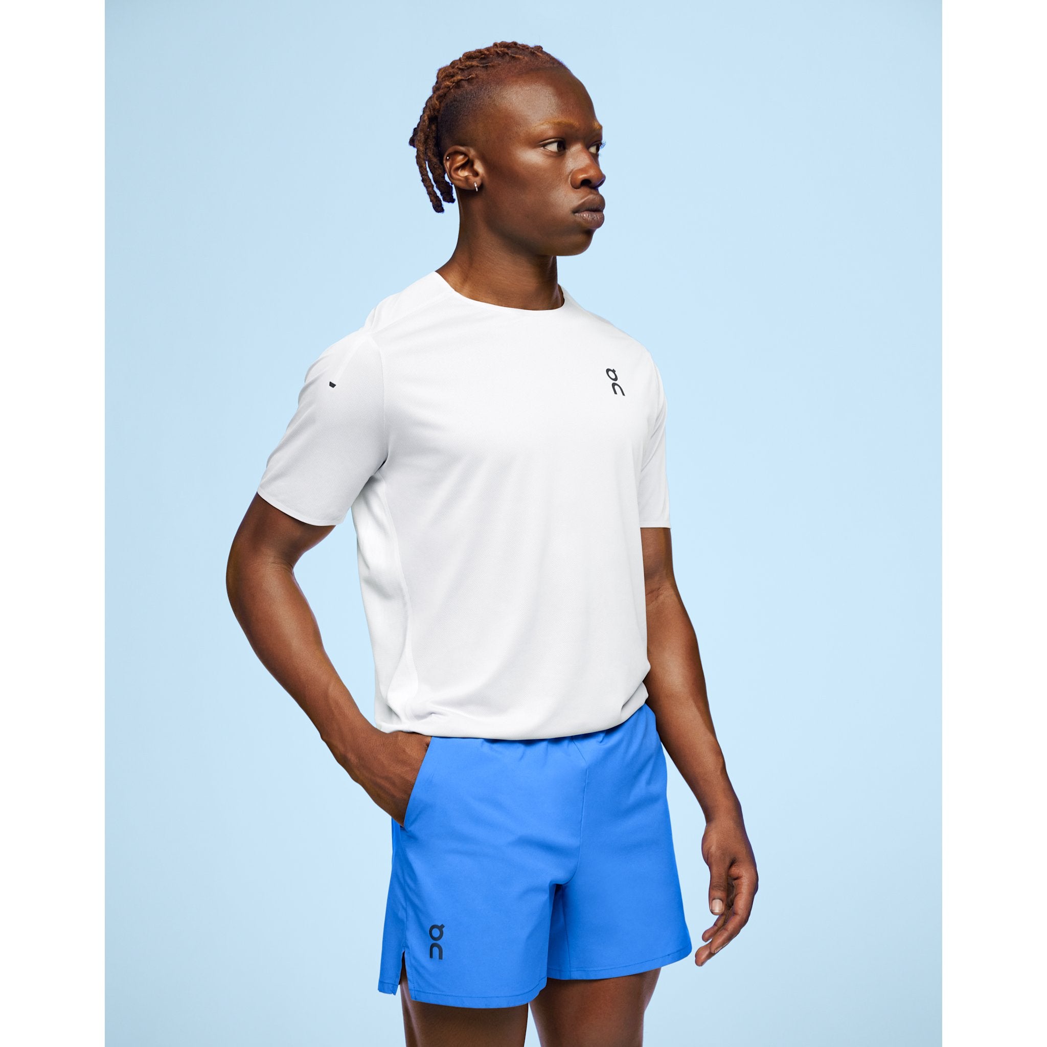 On Essential Shorts Cobalt | Black