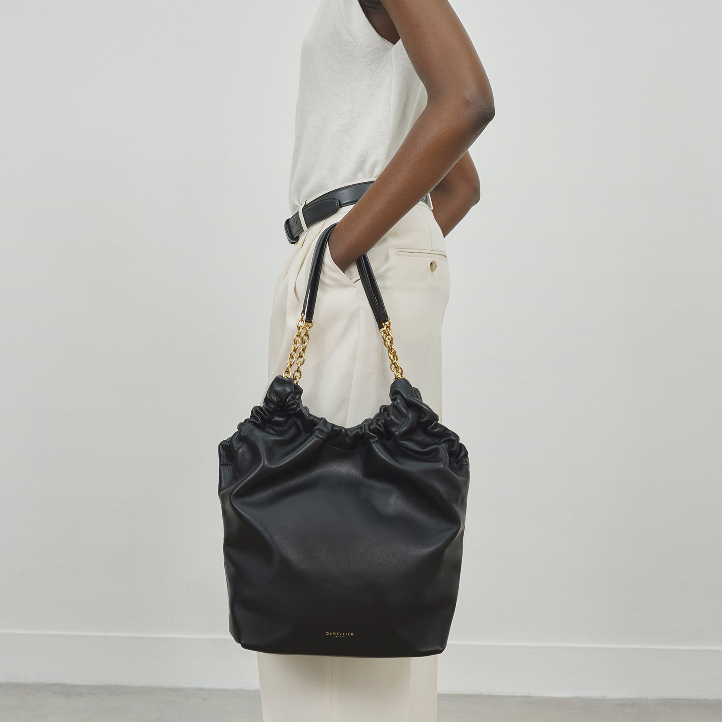 DeMellier The Miami black smooth