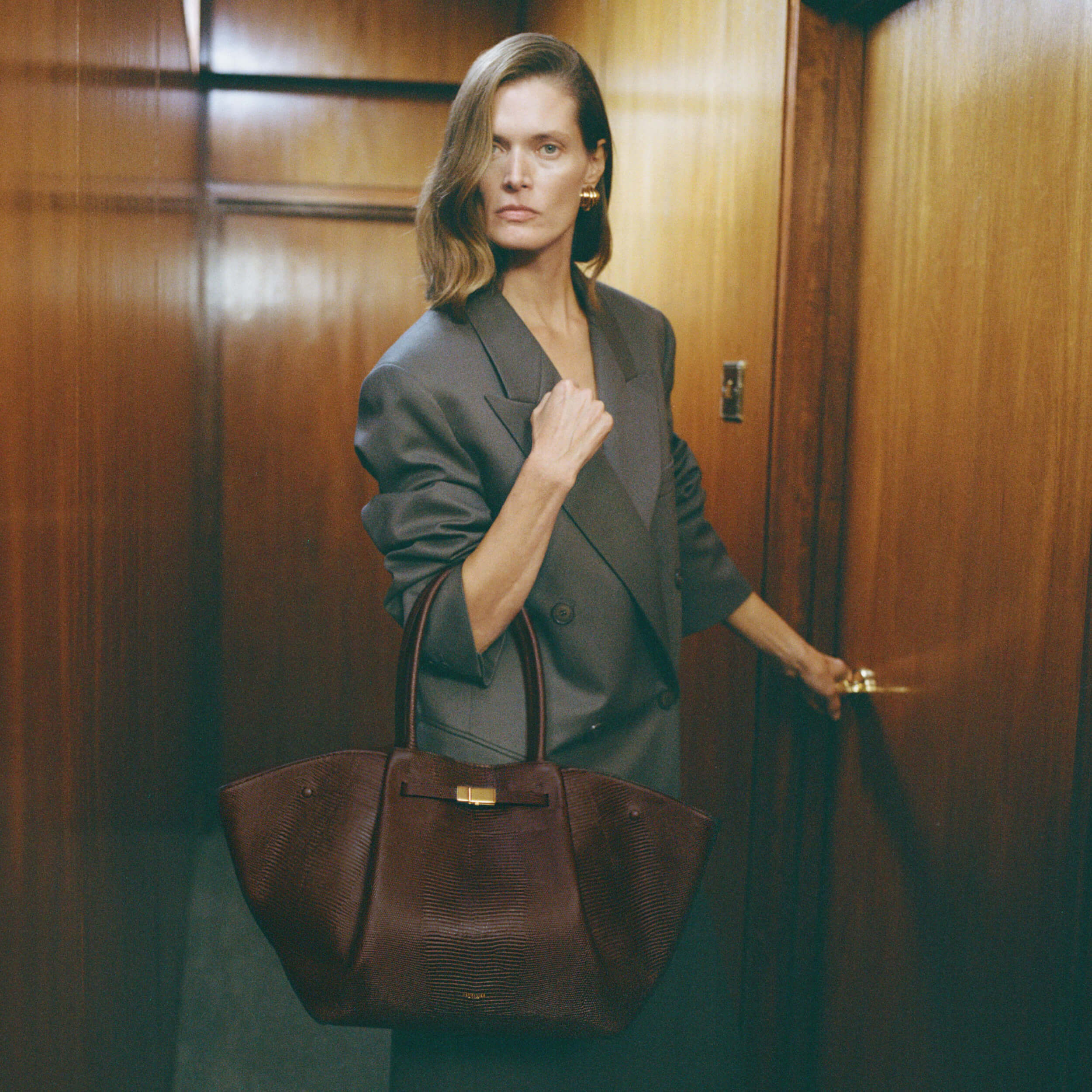 DeMellier The New York espresso lizard effect