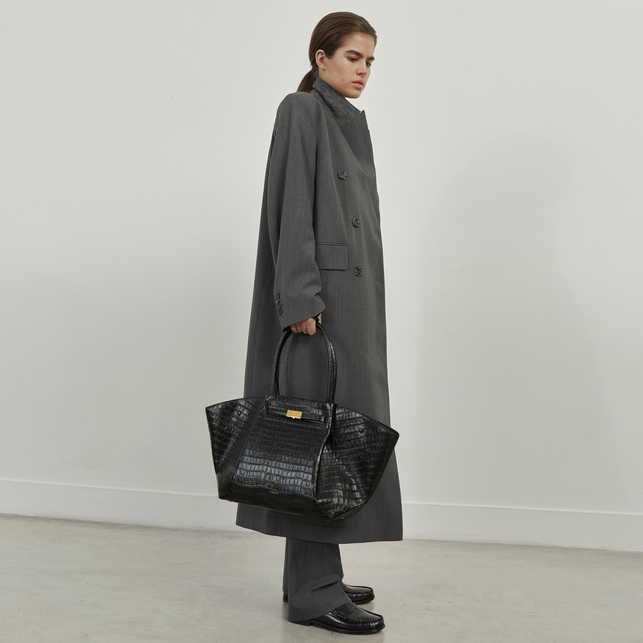 DeMellier The New York black croc-effect