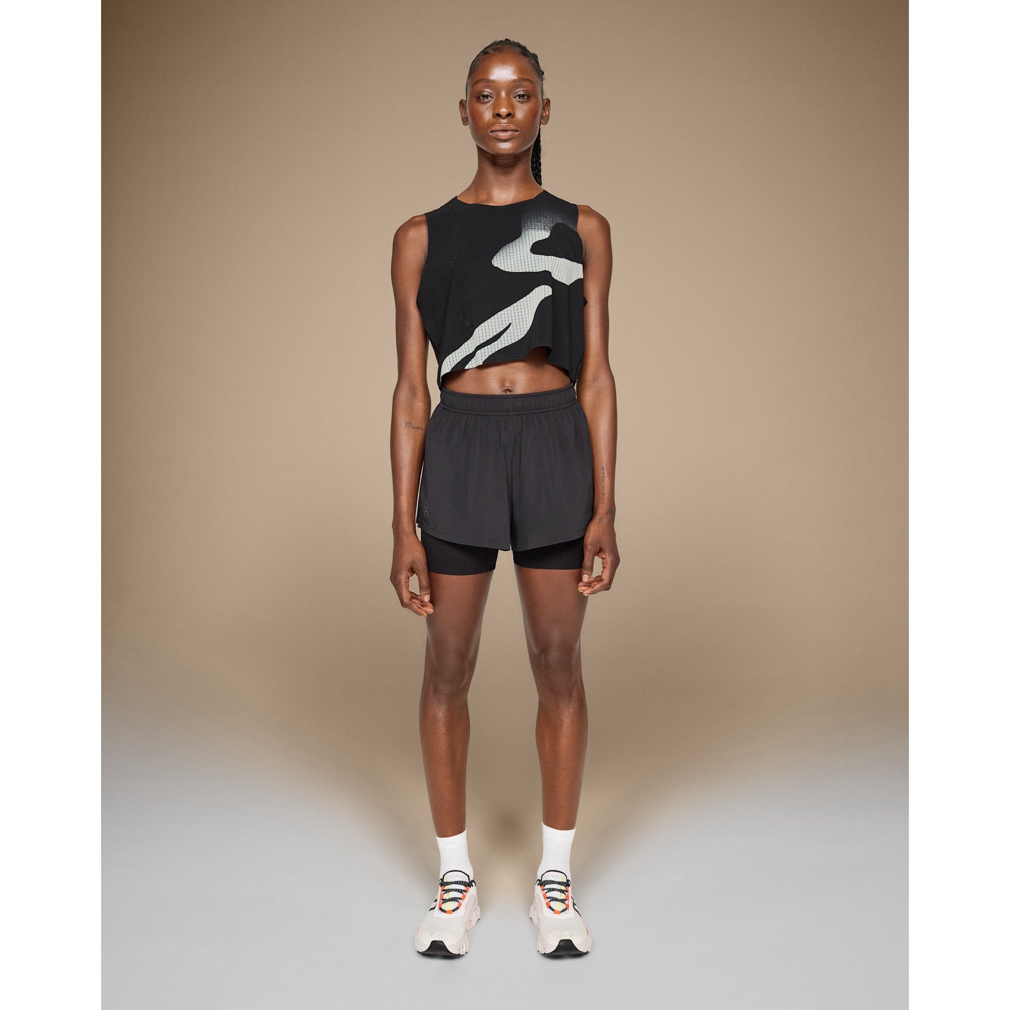 On Pace Short Black